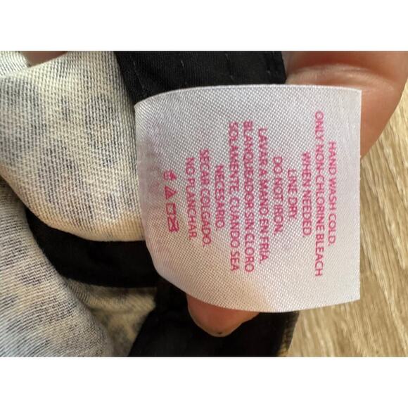 Leopard Print Ballcap with Floral Appliqué - Picture 8 of 8